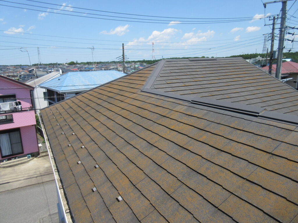 施工前の屋根