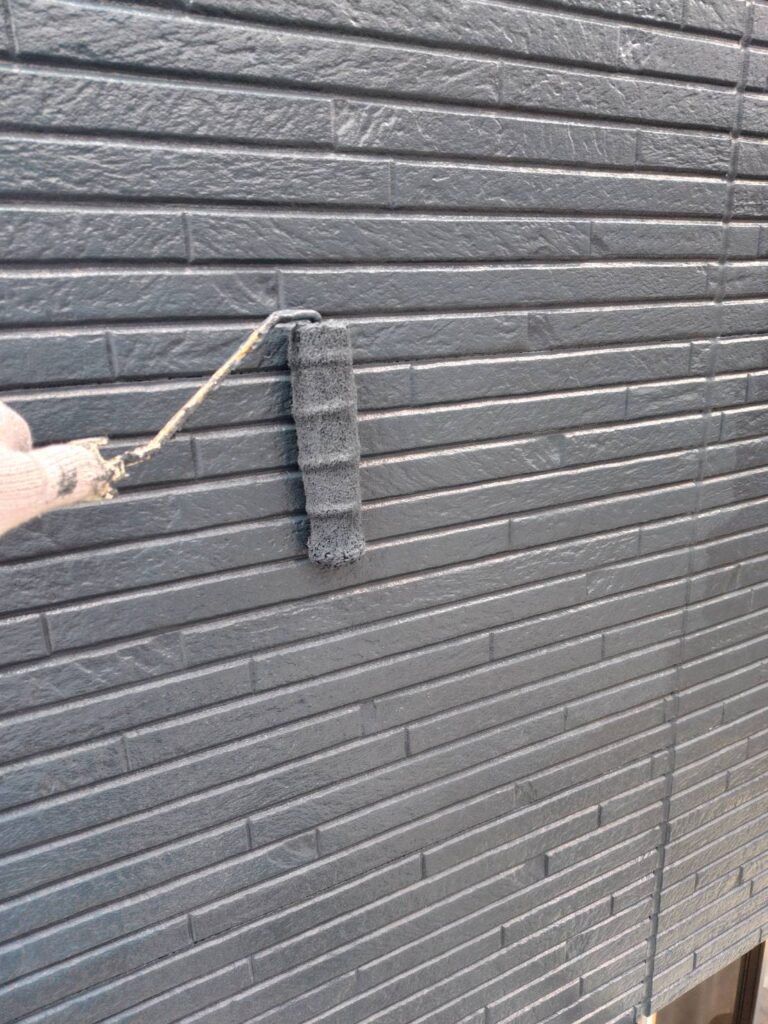 フッ素塗料施工中