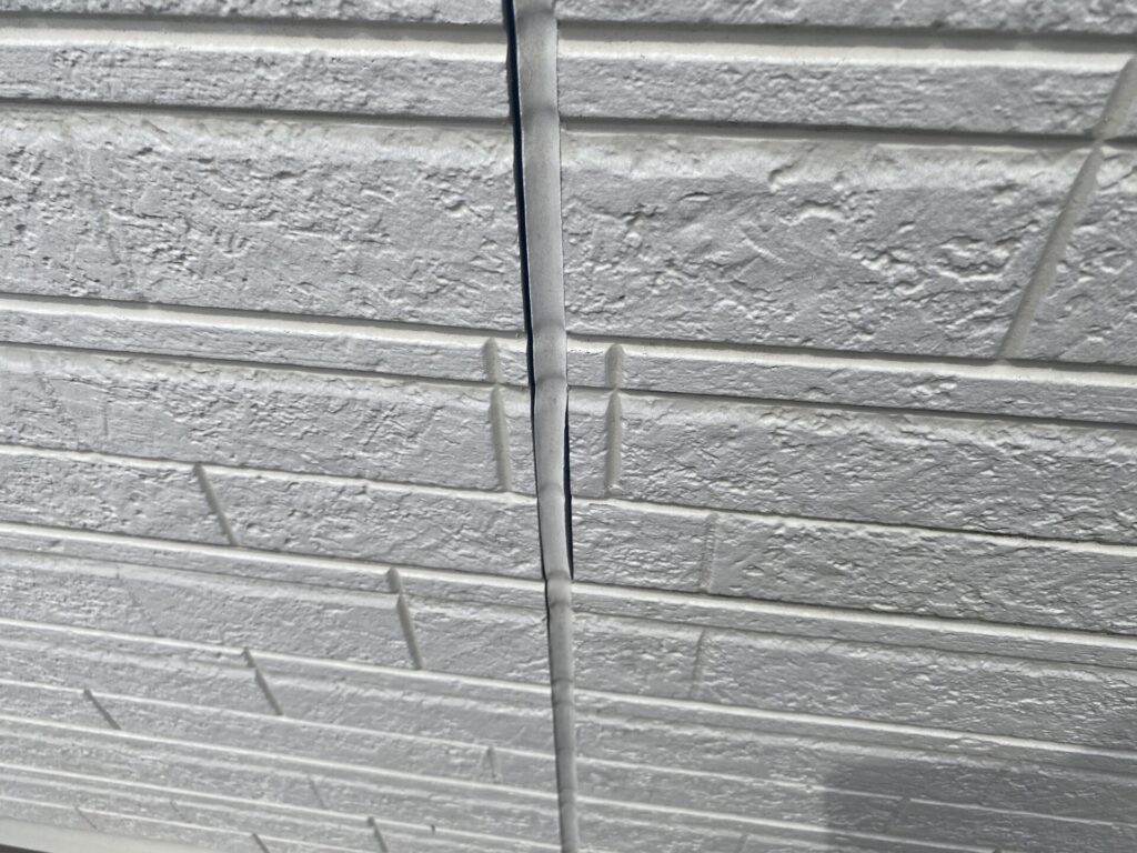 シーリングの亀裂