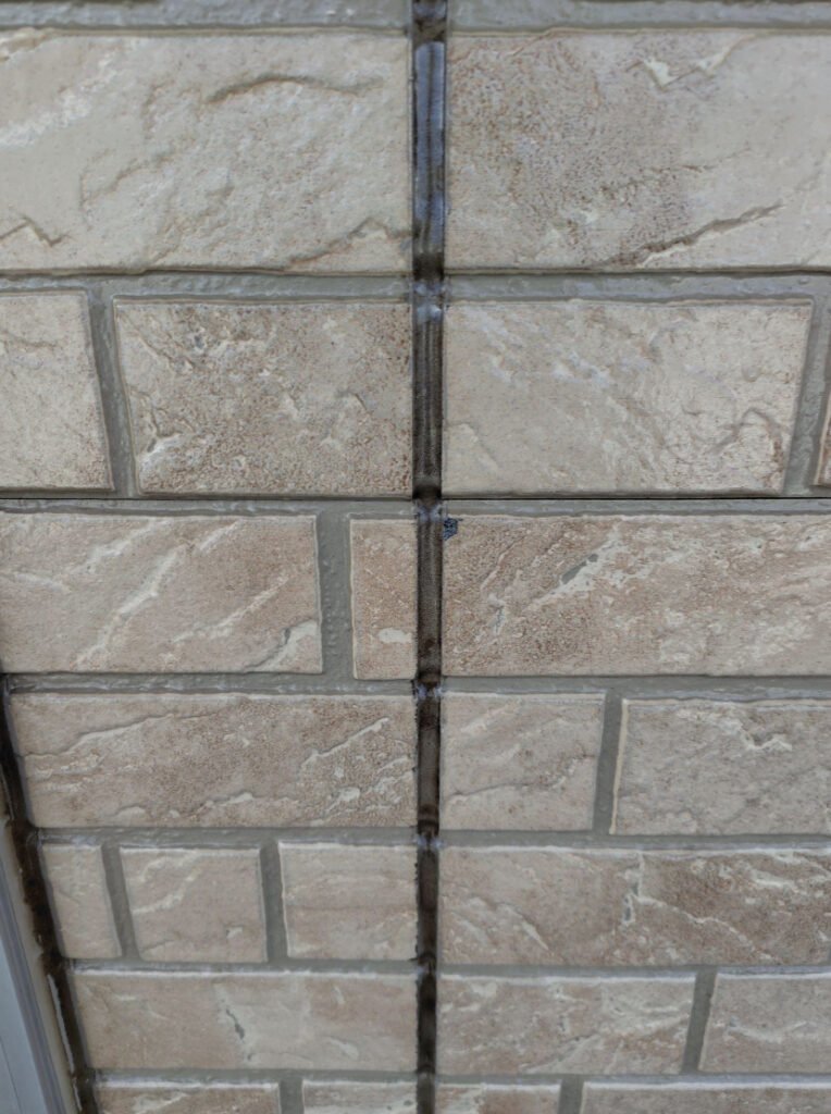 印西市O様邸のシーリング施工前