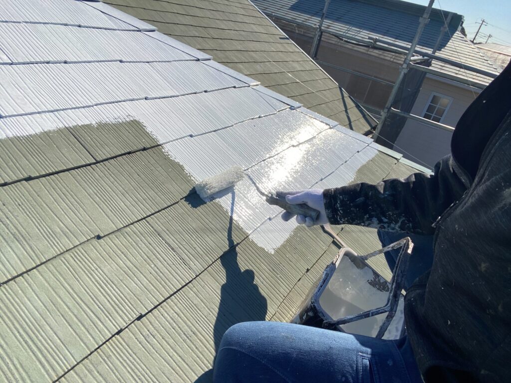 屋根下塗りの工程