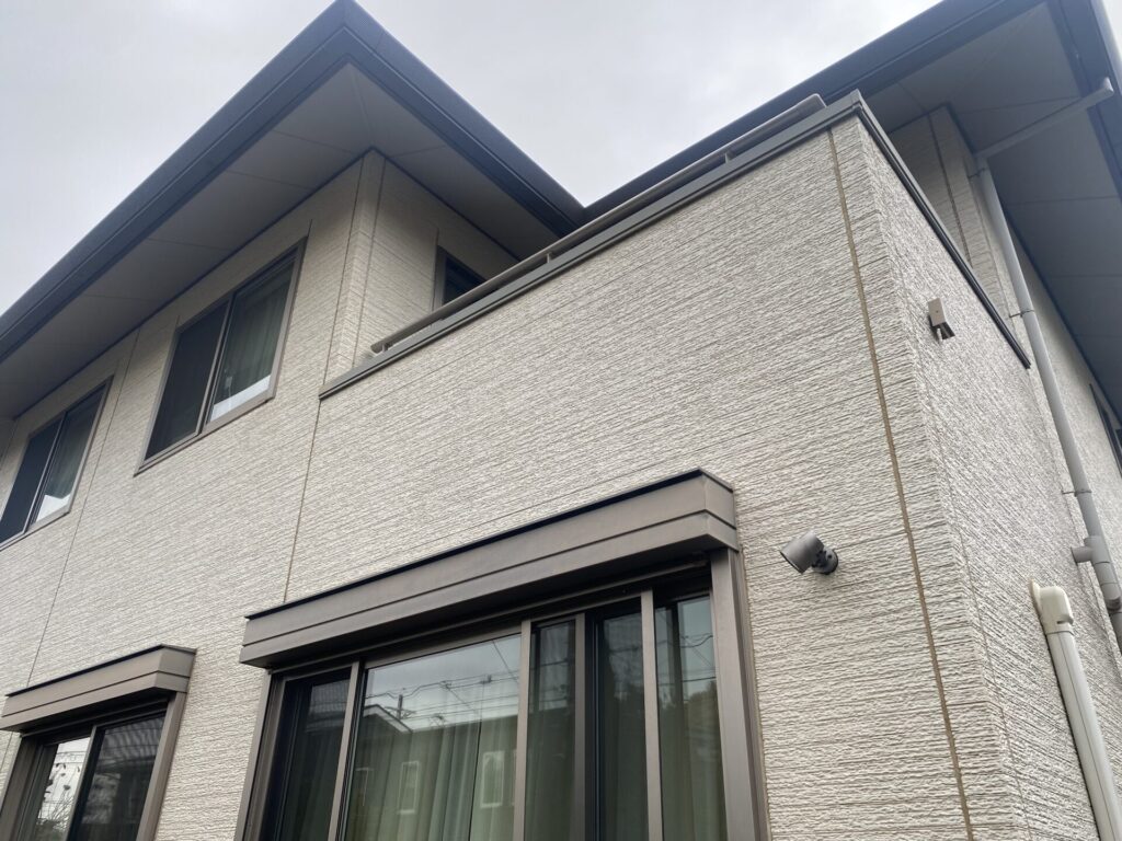 O様邸外壁塗装施工前