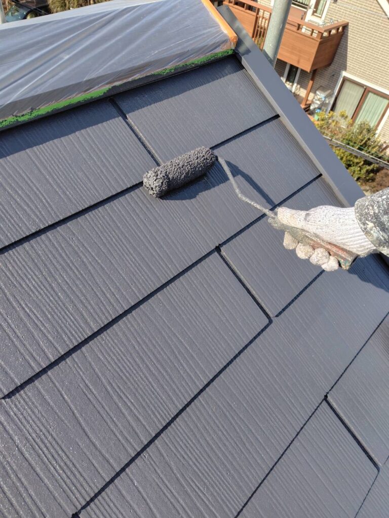 屋根上塗り工程