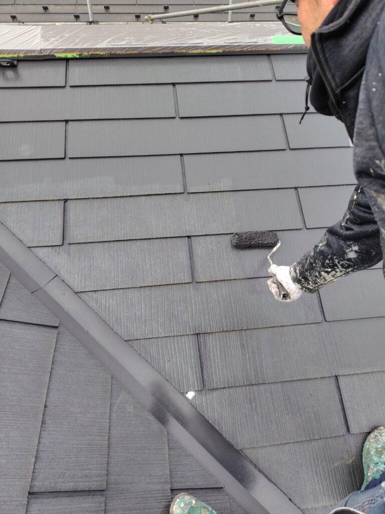 屋根中塗り工程