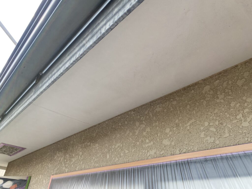 軒天塗装施工前