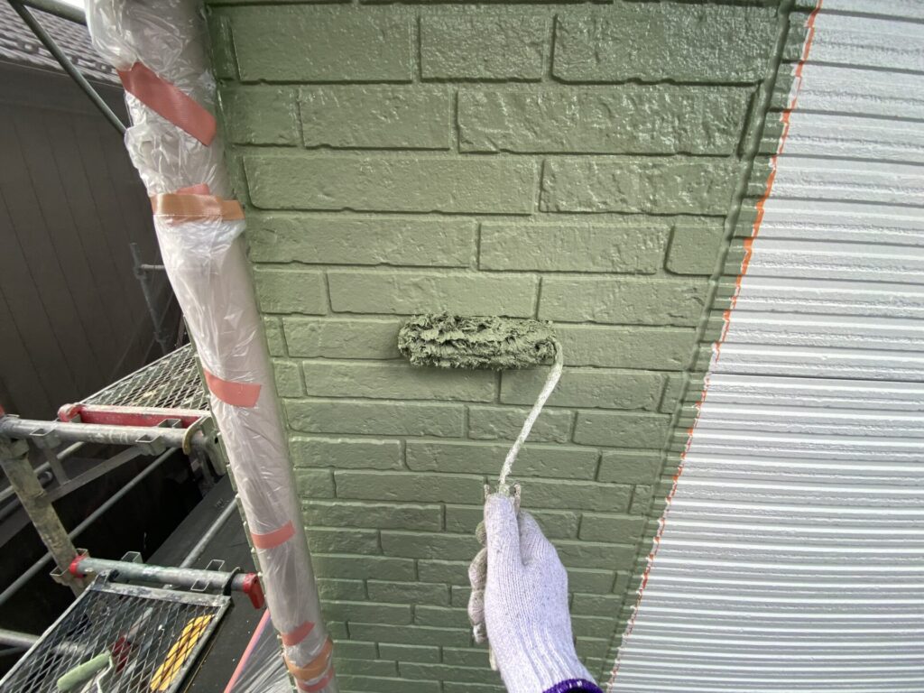 上塗り仕上げ（2回目の色付け・完成）